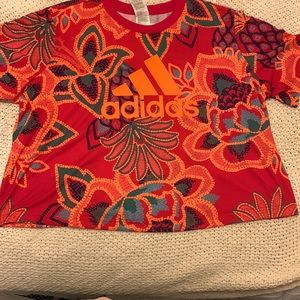 ADIDAS/FARM RIO COLLECTION WOMENS s/s crop t-shirt size 2X NWOT